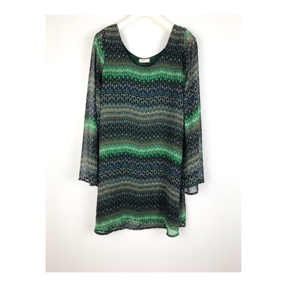 Everly Green Printed Bell Sleeve Mini Dress - Picture 3 of 5